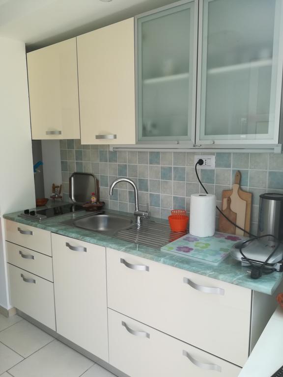 Apartment Neno - Terrace & Parking Велі-Лошинь Екстер'єр фото